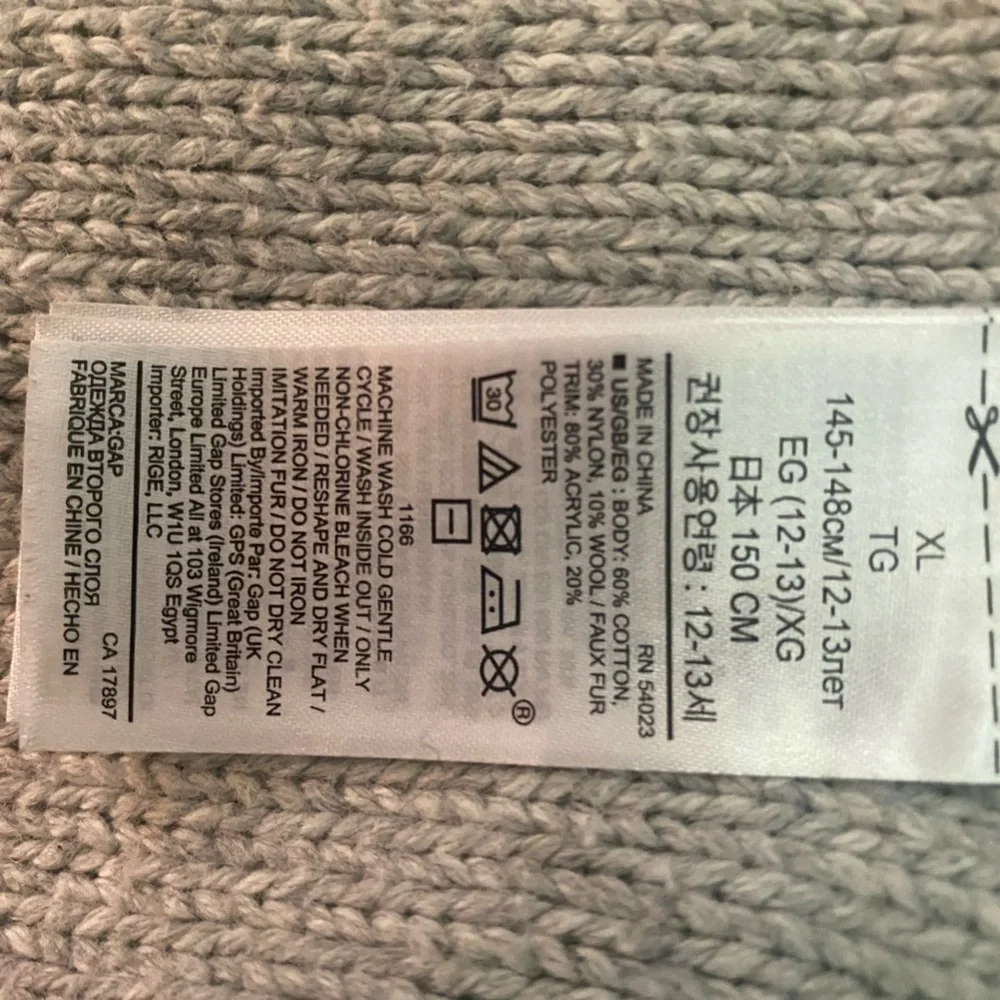 Gap Kids Sweater Poncho in gray with Faux‎ Fur lined hood sz XL